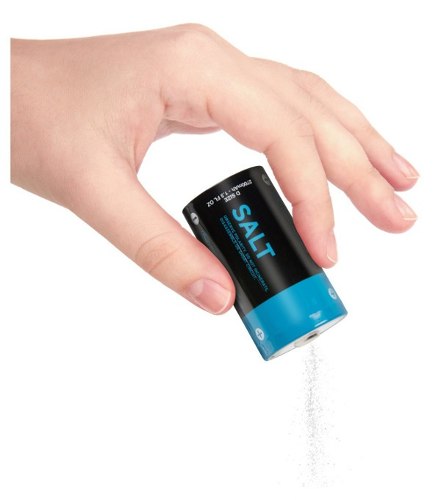 Salt-batery porter / Salero con forma de pila