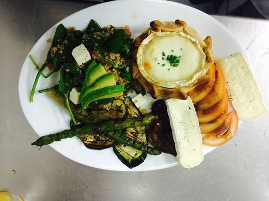 Juanita Lalá dishes in Barcelona