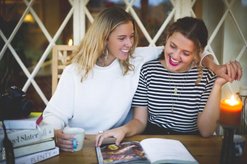 The_Curious_Pear_Curious_Pear3